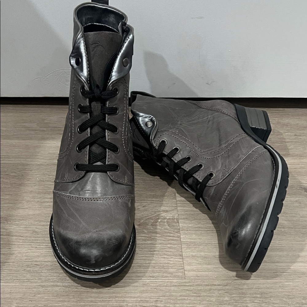 Dromedaris‎ Karissa Scrunched Gray Lace-Up Boots, Women's Size 41 or 10-10.5 - Picture 5 of 14